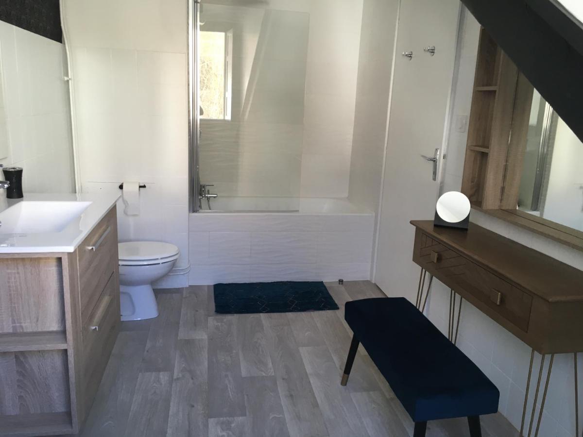 Appartement spacieux dans immeuble atypique classé 4 étoiles à côté des Thermes de Capvern-Les-Bains Esterno foto